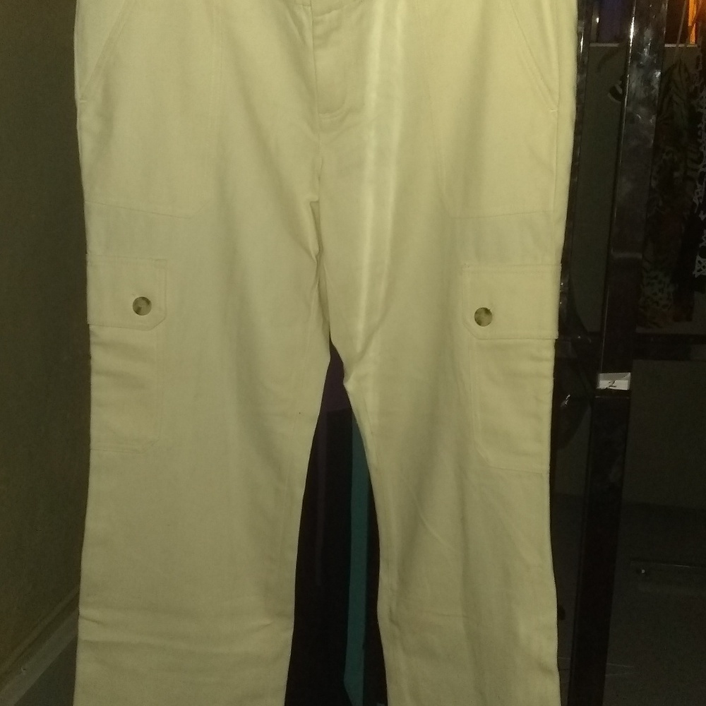 Pants - Picture 4 of 4